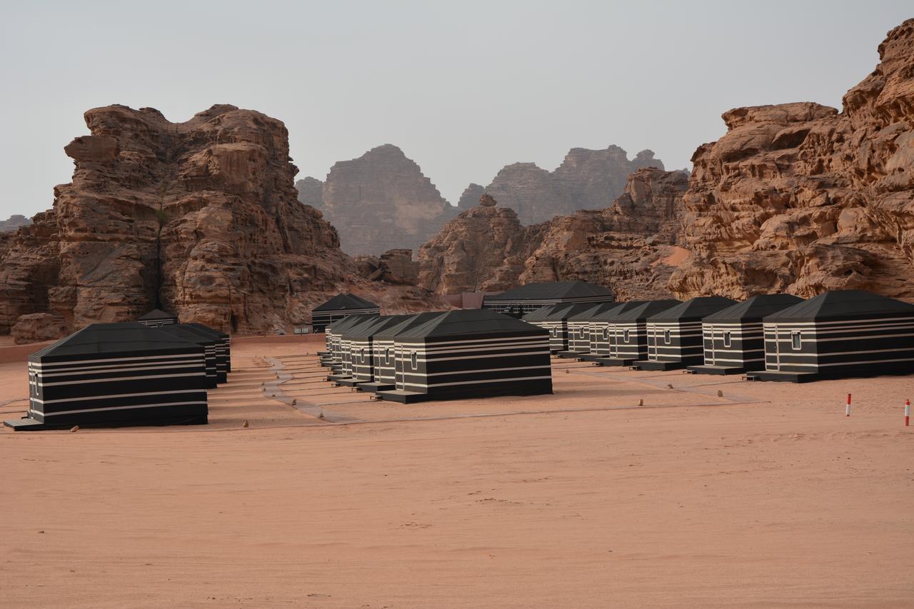 Space Village Luxury Camp Wadi Rum Exteriör bild